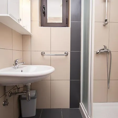 Apartmán Lada, 50 M Vom Entfernt